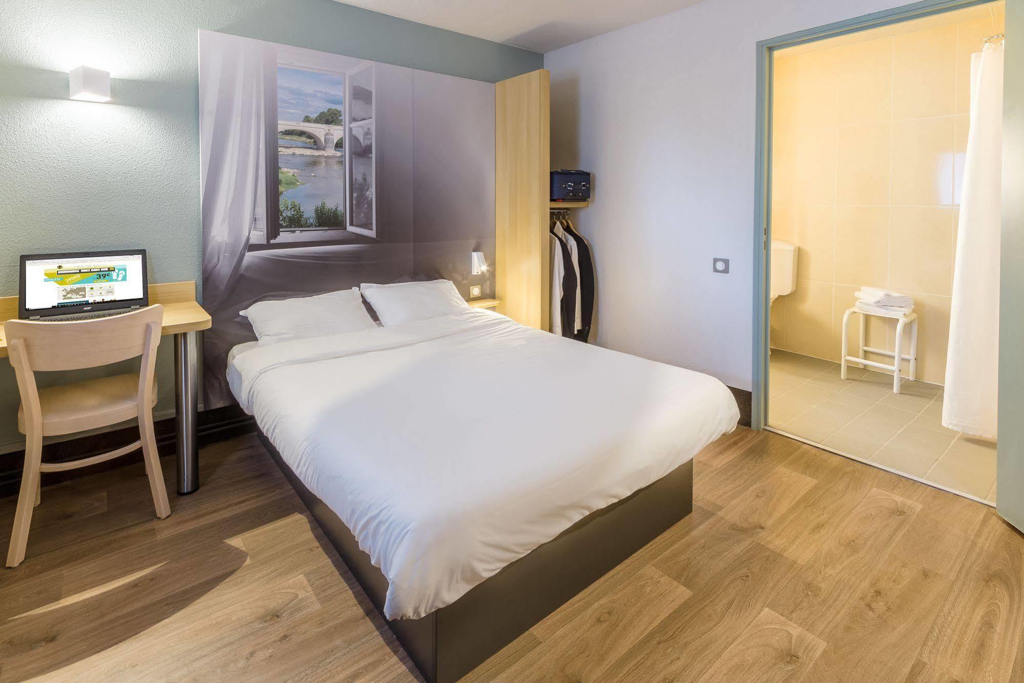 B&B Hotel Colmar Vignobles Ouest Wintzenheim Buitenkant foto