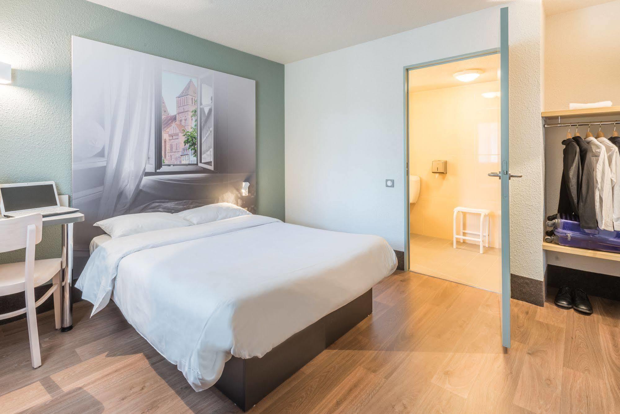 B&B Hotel Colmar Vignobles Ouest Wintzenheim Buitenkant foto
