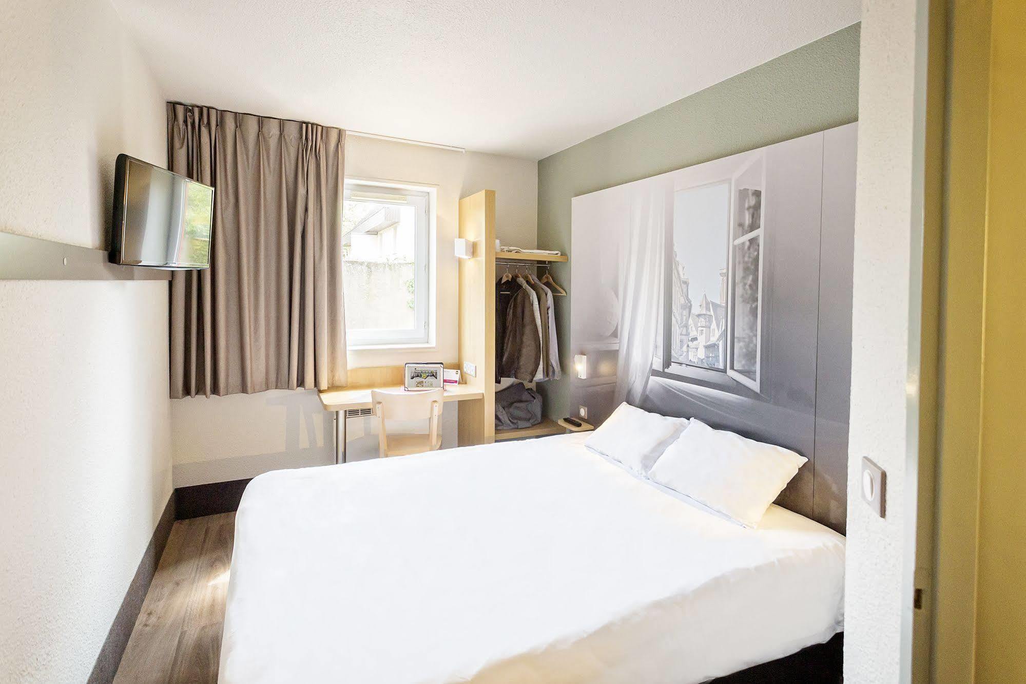 B&B Hotel Colmar Vignobles Ouest Wintzenheim Buitenkant foto